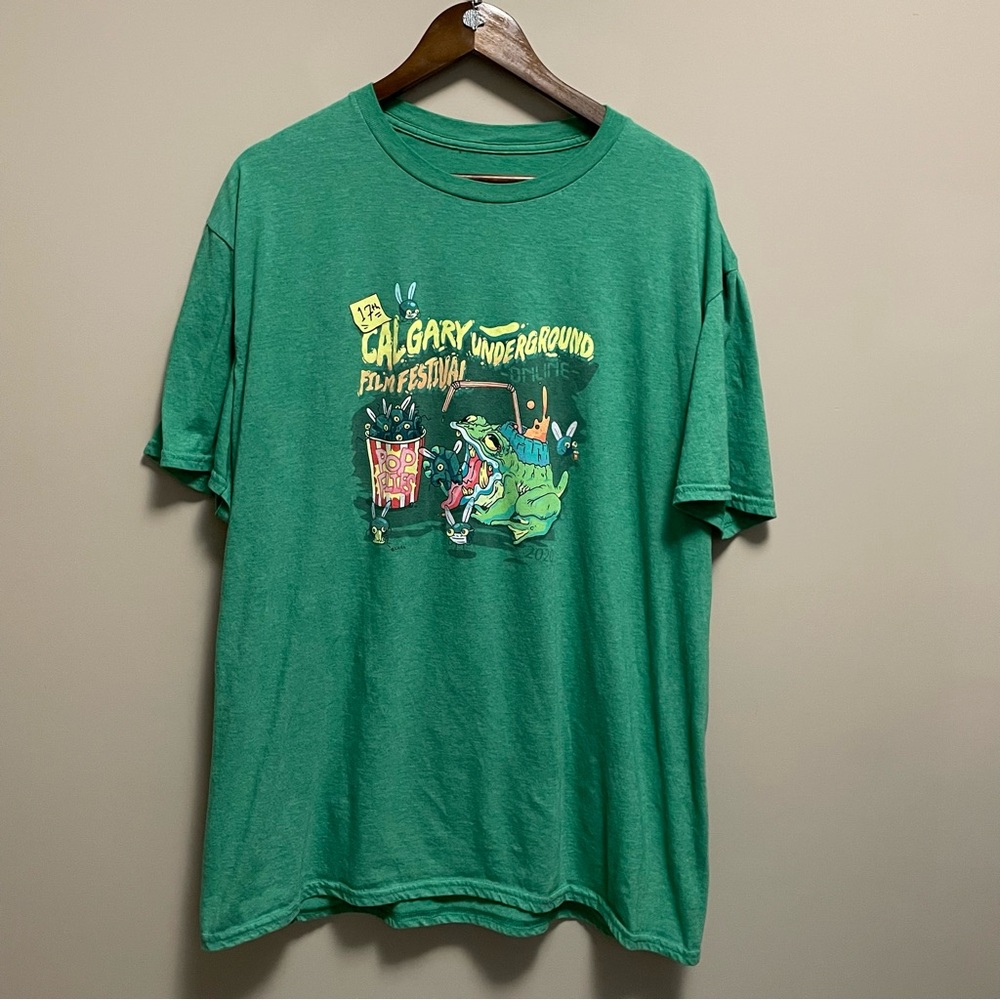 Calgary Underground Film Festival 2020 Green Frog Graphic Tee Men’s XL